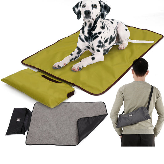 隨身舒適毯：主子嘅戶外神器 Adventure Ready: All-Weather Pet Comfort Blanket